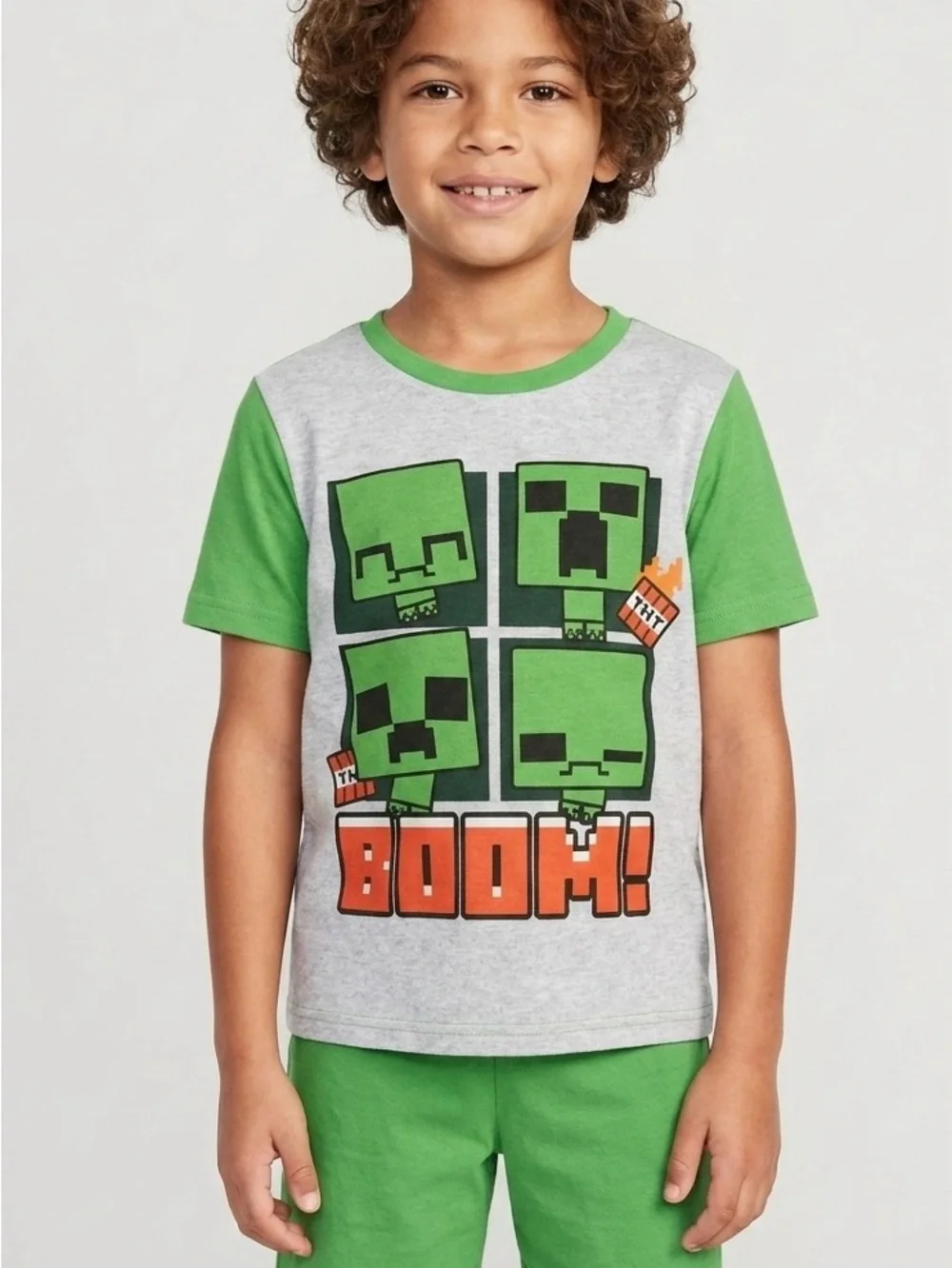 Boys' 2-Piece Minecraft Creeper "BOOM!" Pajama Set - Picture 2 of 5